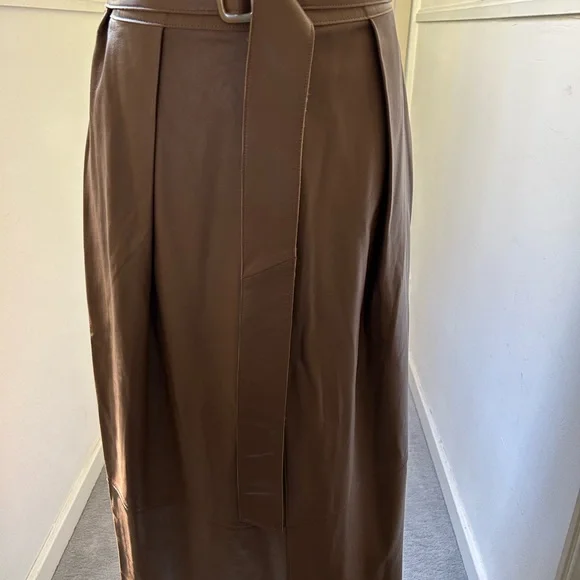 Vince Brown Leather Pencil Skirt with Pleats - 6 NWT - Picture 4 of 6